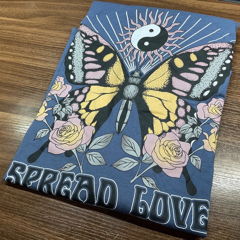 Torrid soft blue graphic tee Spread Love butterfly floral size 4X plus size NWT